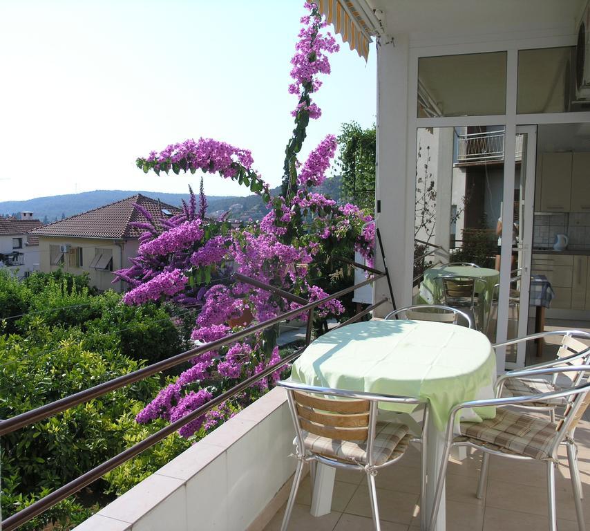 Apartments Rubinic Jelsa  Room photo